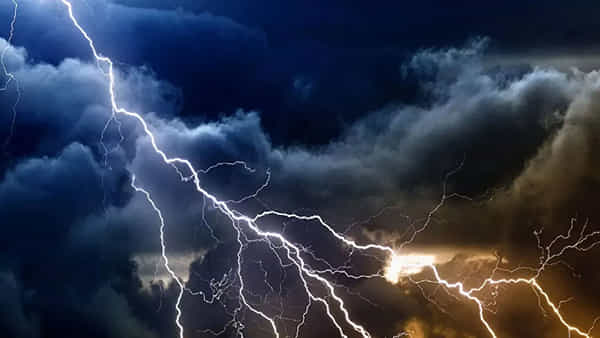 Rain Alert: తరుముకొస్తున్న పెను తుఫాన్.. ఇక నాన్స్టాప్ వర్షాలే వర్షాలు.. ఈ ప్రాంతాల్లో కుండపోత..