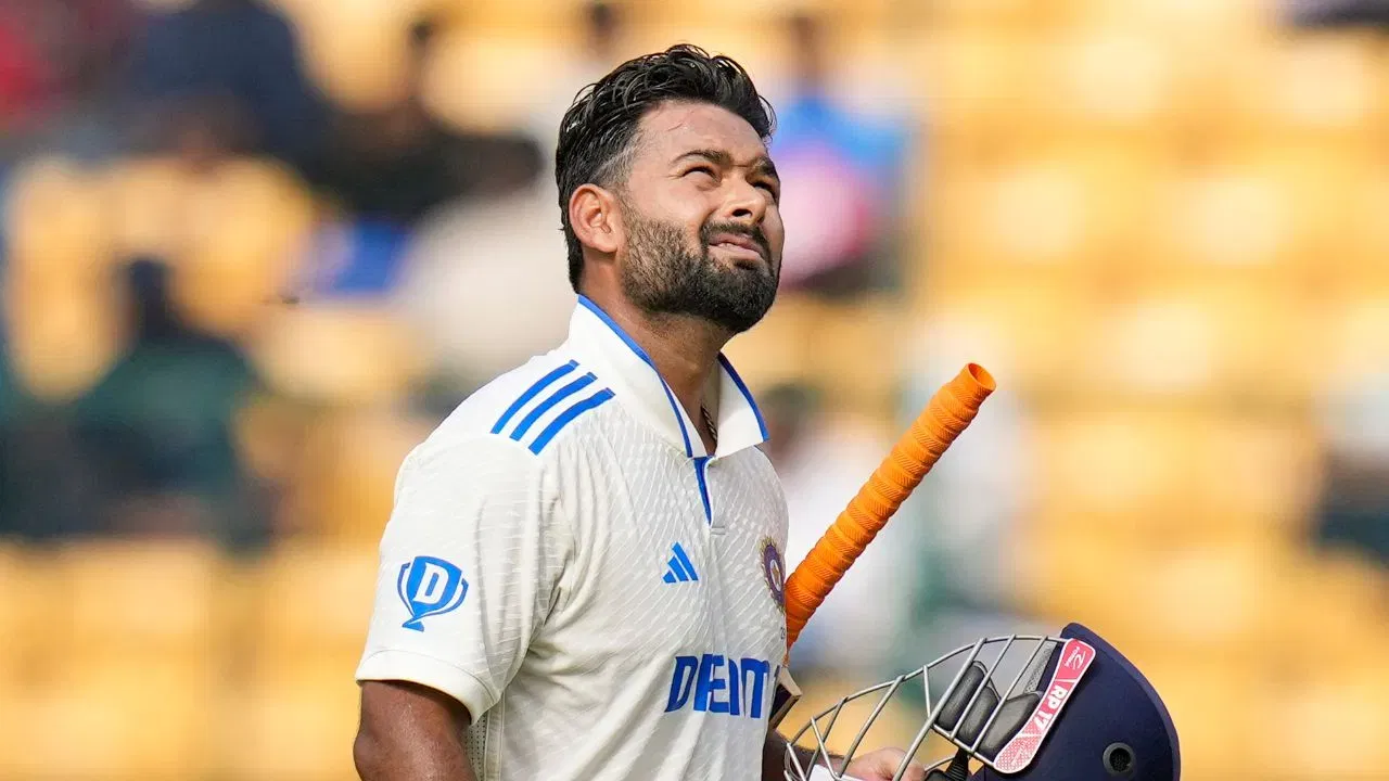 Rishabh Pant: ప్రమాదం నుంచి తనను కాపాడిన వారికి రిషబ్ పంత్ ఏంచేసాడో తెలుసా?