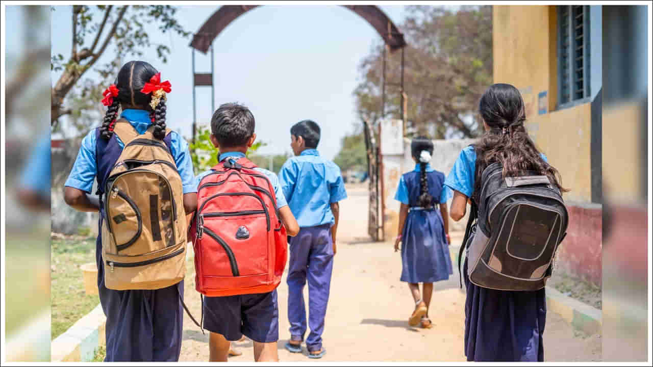 School Holidays: విద్యార్థులకు గుడ్‌న్యూస్‌.. నవంబర్‌లో వరుస సెలవులు..!