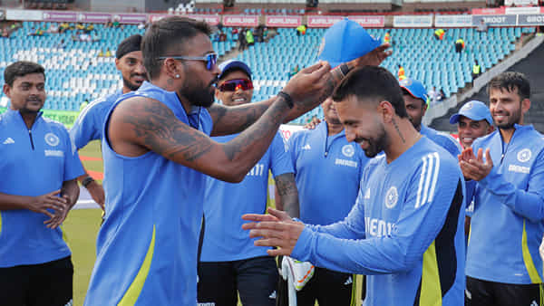IND vs SA: రెండో మ్యాచ్లో ఓటమి.. దెబ్బకు ఆ ప్లేయర్ ఔట్..జట్టులోకి కొత్త ఆల్రౌండర్