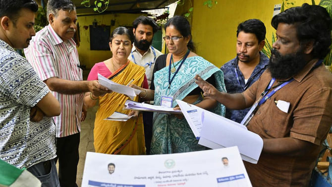 ఆ జిల్లాల్లో 100 శాతం సమగ్ర కులగణన సర్వే పూర్తి..