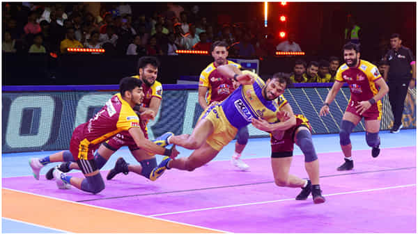 PKL 2024: హోరాహోరీ పోరులో టైటాన్స్దే పైచేయి.. తలైవాస్పై ఉత్కంఠ విజయం