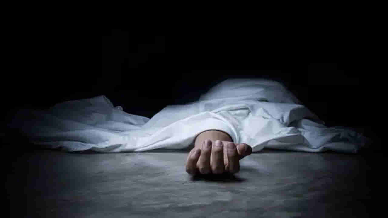 AP News: దొంగల బీభత్సం.. ఇంట్లోకి చొరబడి.. అడ్డొచ్చిన వృద్ధుడిని చంపిన దొంగలు