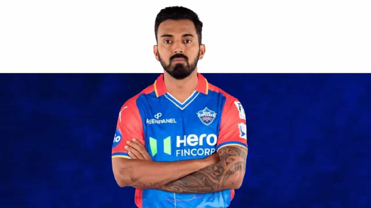 కేఎల్ రాహుల్: ఈ మెగా వేలం ద్వారా ఢిల్లీ క్యాపిటల్స్ కేఎల్ రాహుల్ను రూ. 14 కోట్లకు కొనుగోలు చేసింది. వికెట్ కీపర్, ఓపెనర్ అయిన రాహుల్ గత సీజన్లో లక్నో సూపర్ జెయింట్స్కు కెప్టెన్గా వ్యవహరించాడు. ఐపీఎల్లో 64 మ్యాచ్లకు కెప్టెన్గా కూడా కనిపించాడు. ఢిల్లీ క్యాపిటల్స్ ఫ్రాంచైజీ రాహుల్ను కెప్టెన్సీ చేయాలని ప్రయత్నిస్తున్నట్లు వార్తలు వినిపిస్తున్నాయి.