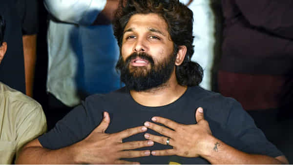 Allu Arjun Case: అల్లు అర్జున్ బెయిల్ పిటిషన్ నేడు కోర్టు విచారణ..