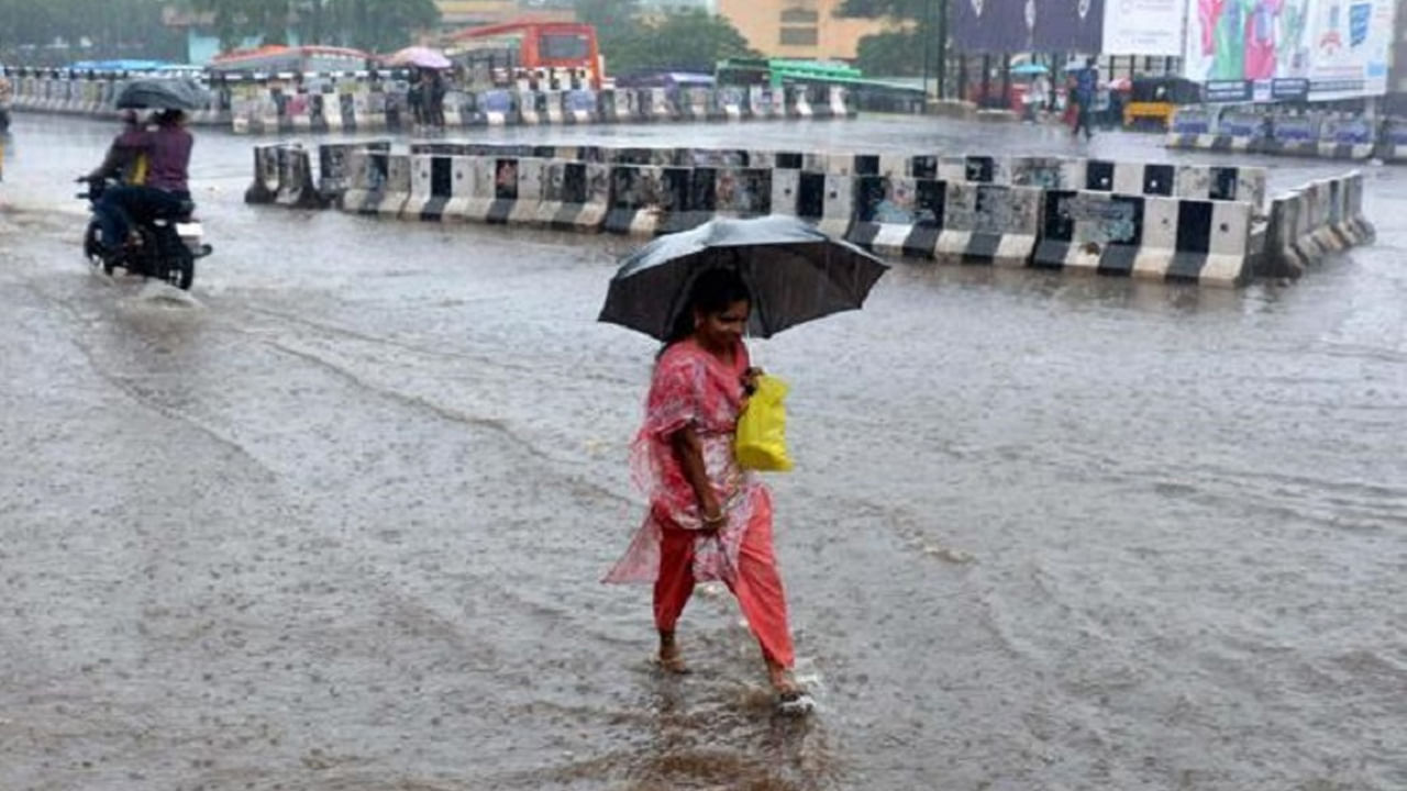 AP Weather: ఓరి బాబోయ్.. అల్పపీడనం ముప్పు వీడనే లేదు.. ఈ లోపే