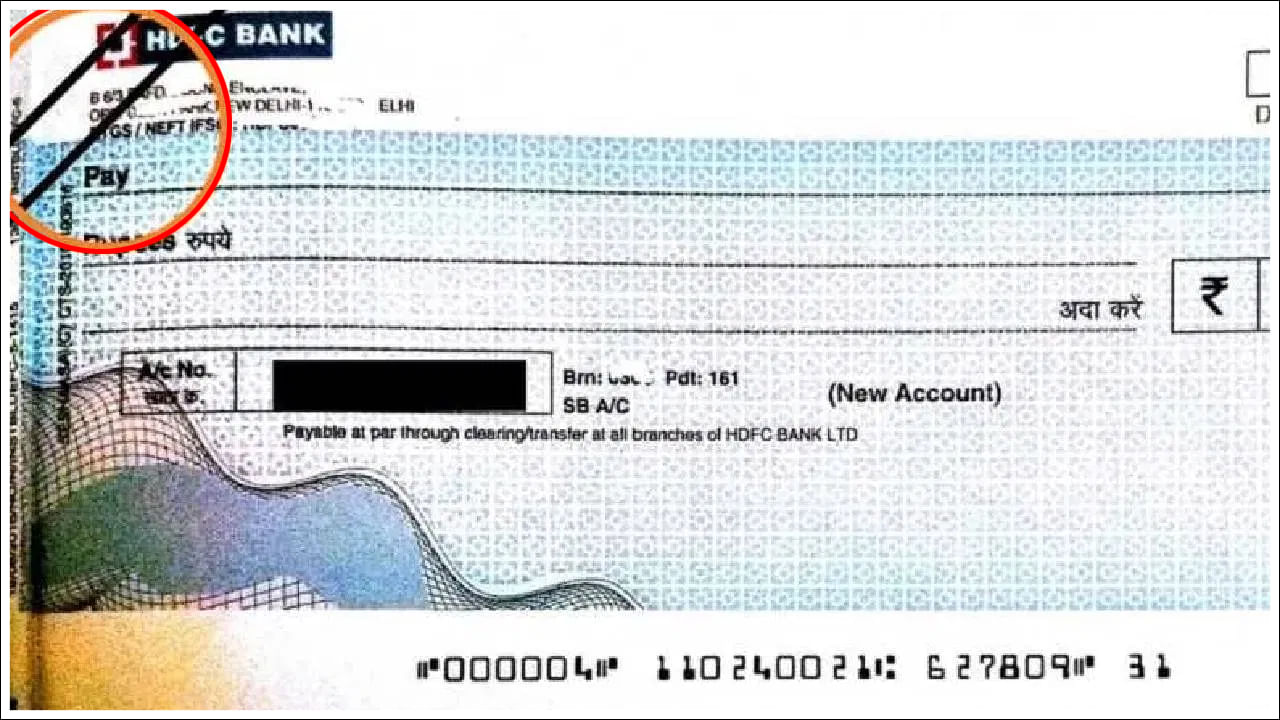 Bank Check: బ్యాంకు చెక్కుపై ఈ రెండు లైన్లు ఎందుకు కొడతారో తెలుసా..?