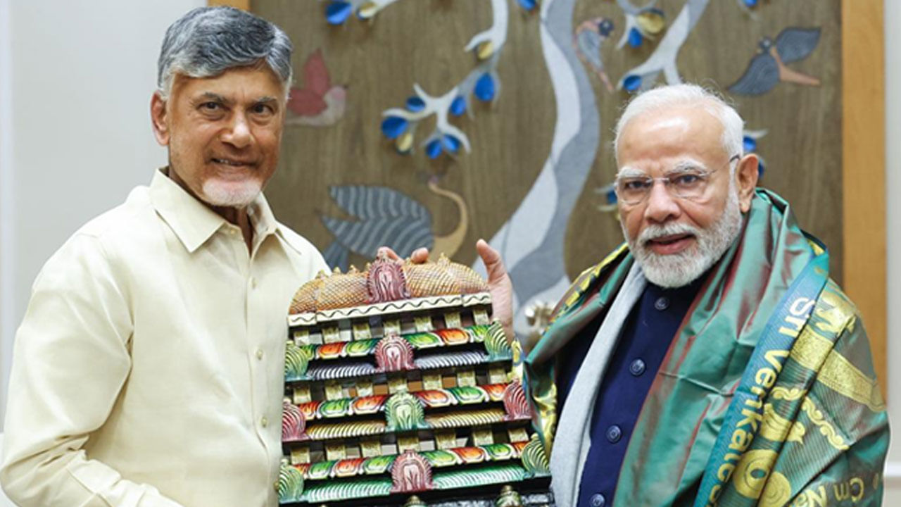 PM Modi – Chandrababu: ప్రధాని మోదీతో ఏపీ సీఎం చంద్రబాబు భేటీ.. తాజా రాజకీయ పరిణామాలపై చర్చ..!