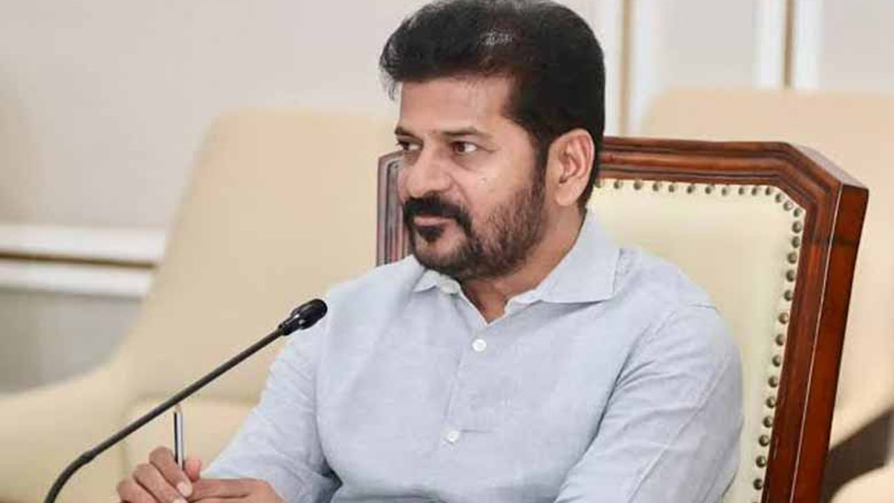 CM Revanth Reddy: పార్టీ ఫిరాయింపులపై సీఎం రేవంత్ ఆసక్తికర వ్యాఖ్యలు.. ఏమన్నారంటే