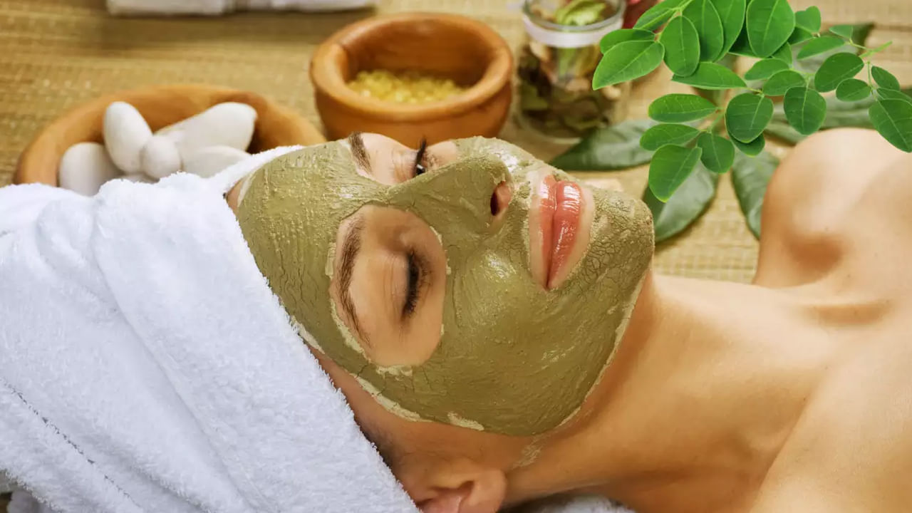 Beauty Tips: మునగాకుతో చర్మ సౌందర్యం.. ఇలా వాడితే అసూయపడే అందం..!