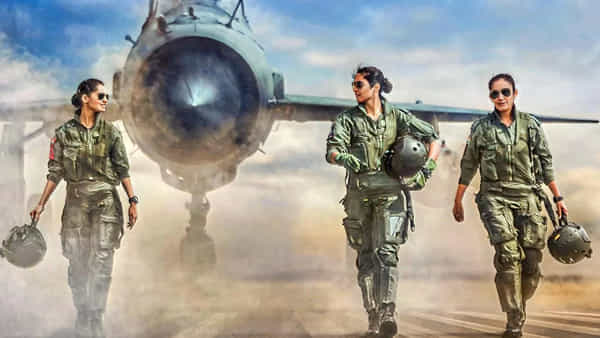 IAF Agniveer Vayu 2025: భారత వాయుసేనలో అగ్నివీర్ వాయు ఉద్యోగాలకు నోటిఫికేషన్.. ఇంటర్ పాసైతే చాలు