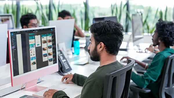 Jobs Hiring: భారత్లో భారీగా పెరిగిన ఉద్యోగ నియమాకాలు.. ఆ రంగంలోనే కొత్త ఉద్యోగాలు అధికం