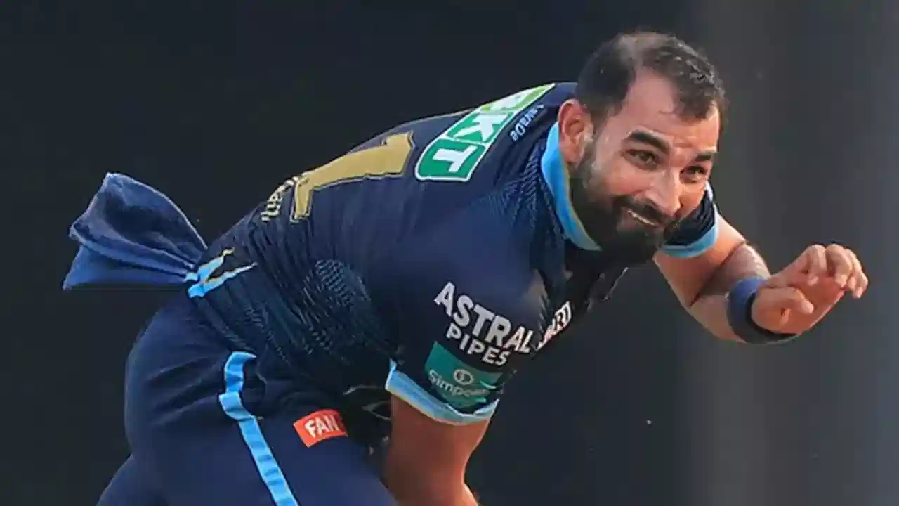 Mohammed Shami: టెస్ట్ క్రికెట్ అంటేనే వెనకడుగు వేస్తున్న టీమిండియా స్టార్ పేసర్.. ఐపీఎల్ కు ప్రాధాన్యం..