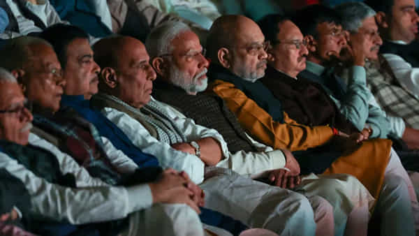 PM Modi: కేంద్ర మంత్రులతో కలిసి ది సబర్మతి రిపోర్ట్ సినిమా చూసిన ప్రధాని మోడీ.. ఏమన్నారంటే?
