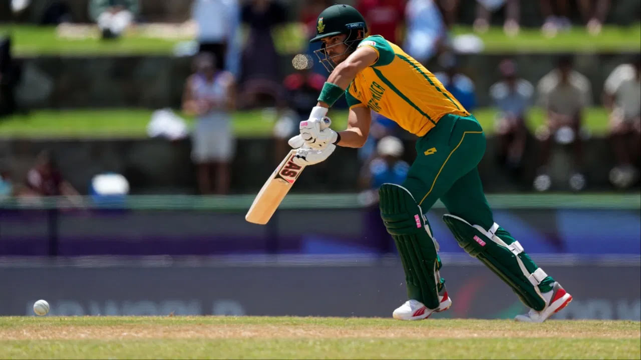 T20I Century: ఎవరు బాసు నువ్వు.. సెంచరీ చేసేందుకు ఏకంగా 10 ఏళ్లు.. కట్చేస్తే..