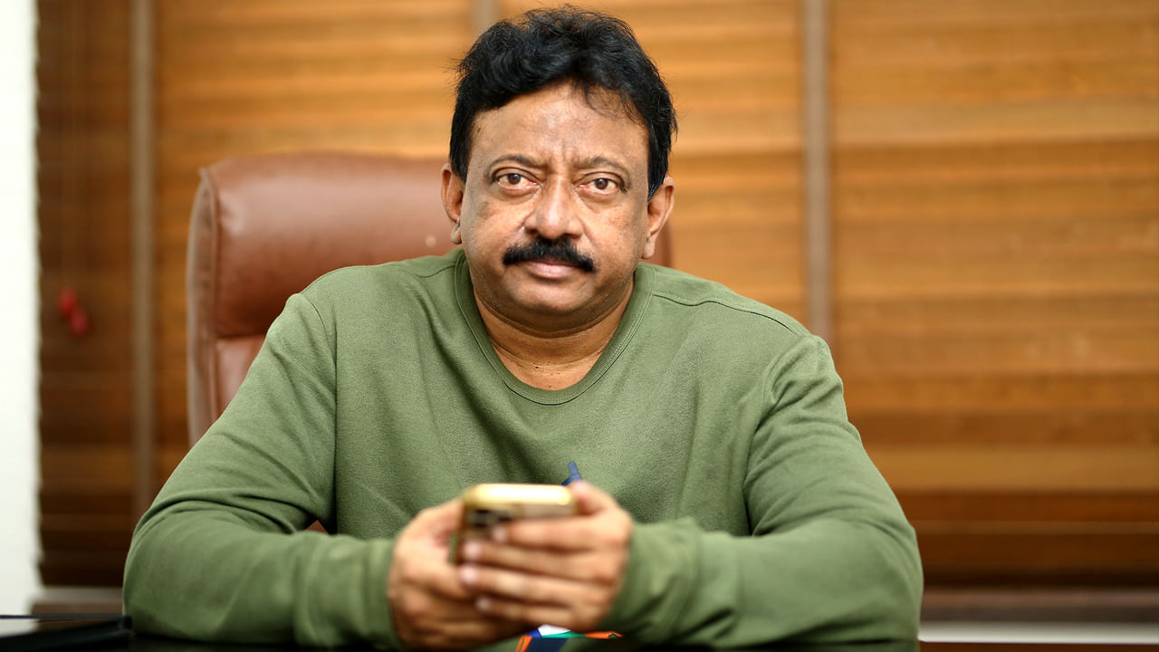 RGV: తెలంగాణ పోలీసులు ఆమెను అరెస్ట్ చేయడానికి స్వర్గానికి వెళ్తారా.? ఆర్జీవీ సెటైర్లు