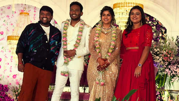 Soniya Akula: బిగ్బాస్ బ్యూటీ సోనియా ఆకుల పెళ్లి .. ఎక్కడా కనిపించని ఆ ఇద్దరూ..