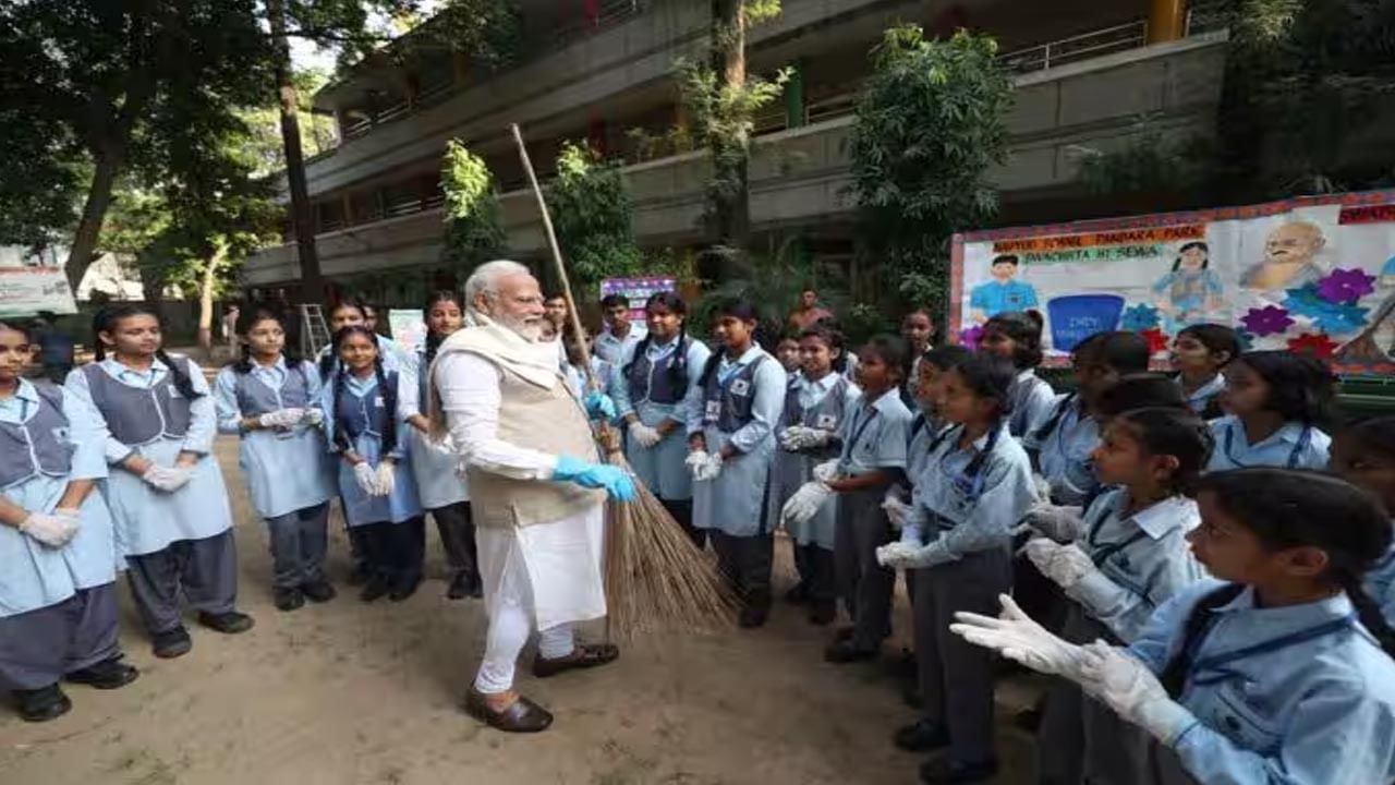 Modi Swachh Bharat