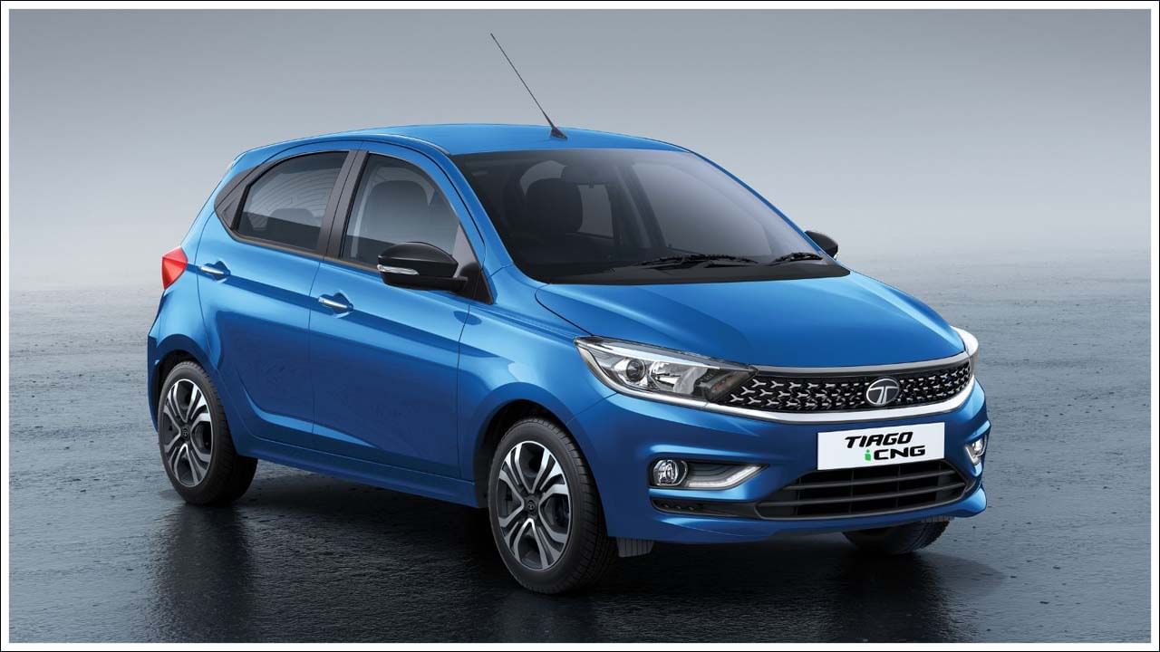 మారుతీ సుజుకి S-ప్రెస్సో (Maruti Suzuki S-Presso): మీ బడ్జెట్‌కు సరిపోయే నాల్గవ కారు మారుతి సుజుకి ఎస్-ప్రెస్సో. దీని ఎక్స్-షోరూమ్ ధర రూ. 4.26 లక్షల నుండి ప్రారంభమవుతుంది. ఆల్టో కె10 ఇంజన్ ఎస్-ప్రెస్సోలో అందుబాటులో ఉంది. ఈ కారు బేస్ వేరియంట్ రూ. 5 లక్షల లోపు వస్తుంది. S ప్రెస్సోలో 1-లీటర్ పెట్రోల్ ఇంజన్ ఉంది. ఇది 68PS పవర్, 90Nm టార్క్ ఉత్పత్తి చేస్తుంది. 