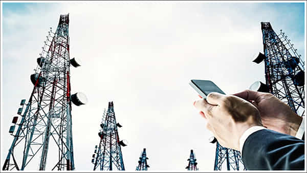 Telecom: అప్పుల్లో జియో, ఎయిర్టెల్, వీఐ.. షాకిస్తున్న కస్టమర్లు.. మరి బీఎస్ఎన్ఎల్..!