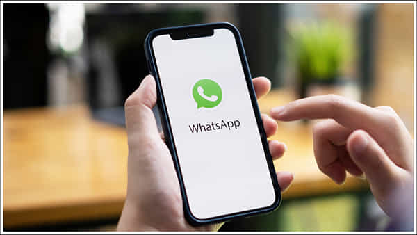 WhatsApp Service: షాకింగ్.. ఈ ఫోన్లలో జనవరి 1 నుంచి వాట్సాప్ బంద్..ఇందులో మీ ఫోన్ కూడా ఉందా చెక్ చేసుకోండి!