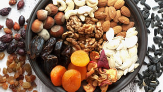 Milk Drinking: ఆరోగ్యానికి మంచిదని.. మీరూ నిలబడి పాలు తాగుతున్నారా? ఎంత ప్రమాదమో తెలుసా