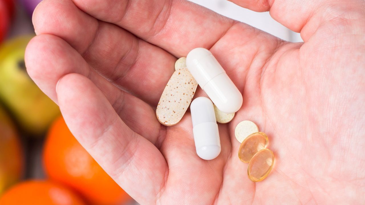 డాక్టర్ సిఫారసు చేసినప్పుడు మాత్రమే నొప్పి నివారణ మందులు తీసుకోవాలి. తరచుగా వీటిని వాడటం కిడ్నీపై చెడు ప్రభావం చూపుతుంది.