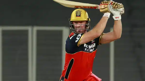 AB de Villiers: క్రికెట్ ఫ్యాన్స్ కి అదిరిపోయే న్యూస్... మళ్ళీ బరిలోకి దిగనున్న కోహ్లీ సోపతి!