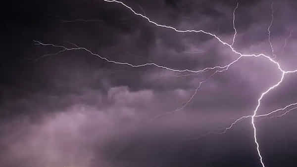 Andhra Weaher: ఏపీలో ఈ ప్రాంతాల్లో వర్షాలు.. ఇదిగో లేటెస్ట్ వెదర్ రిపోర్ట్..