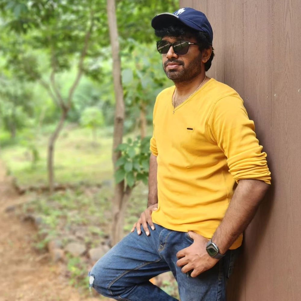 ఈ సంక్రాంతికి కూడా ఆయనకు అదే వర్కవుట్‌ అయింది. వెంకటేష్‌ కెరీర్‌లో మంచి నెంబర్లను చూసిన సినిమాగా రికార్డులు క్రియేట్‌ చేస్తోంది సంక్రాంతికి వస్తున్నాం. మహేష్ బాబు కూడా టీమ్‌ని కలిసి బెస్ట్ విషెస్‌ చెప్పేశారు. 