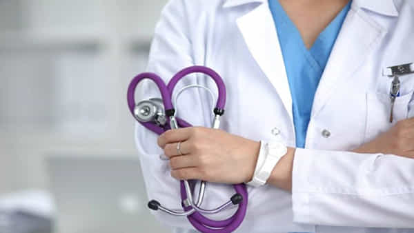 AP Govt Jobs: వైద్యుల నియామక పోస్టులు భారీగా పెంపు.. మొత్తం ఎన్ని పోస్టులున్నాయంటే?