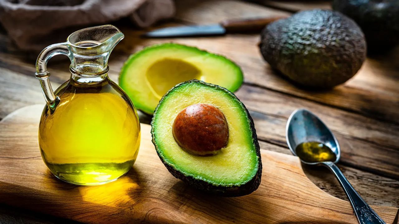 Avocado Oil: చర్మ సమస్యలకు అవకాడో నూనెతో చెక్ పెట్టండిలా..!