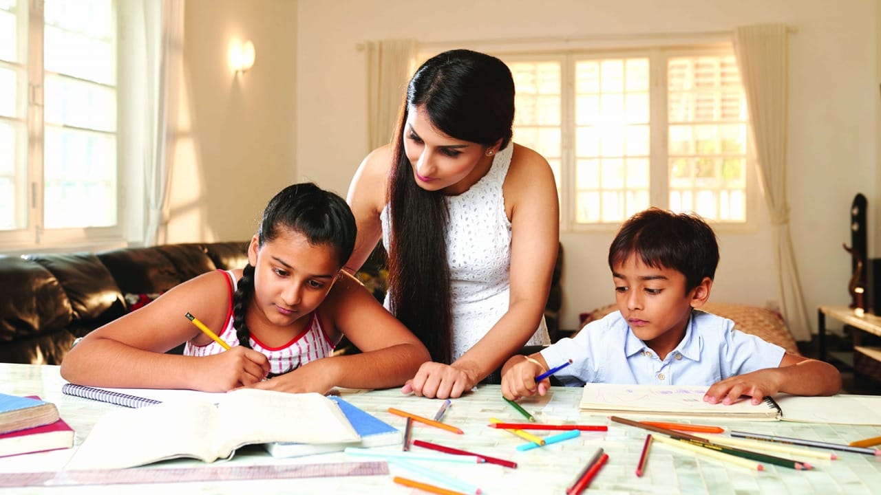 Time For Homework మీ పిల్లలతో హోంవర్క్ చేయించడం ఎలా ? కరెక్ట్ టైమ్ ఎప్పుడు ? | How to ...
