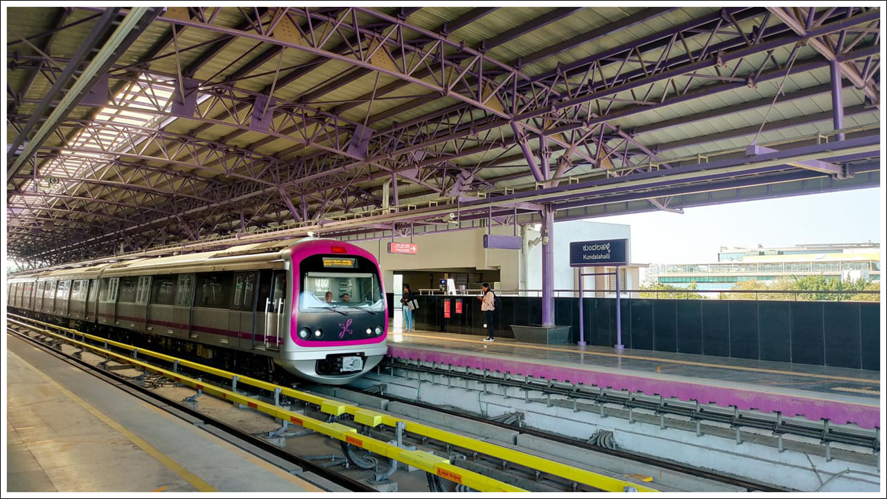 Metro Rail: ప్రయాణికుల కోసం కీలక నిర్ణయం.. అక్కడి మెట్రో సమయ వేళల్లో మార్పు!