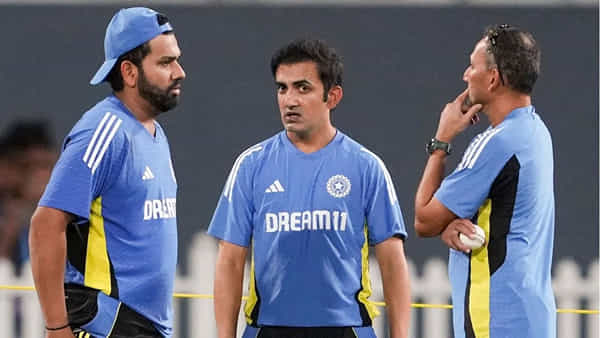 Champions Trophy: ఛాంపియన్స్ ట్రోఫీ కోసం టీమిండియా.. స్వ్కాడ్లో 15 మంది ఆటగాళ్లు.. వారికి మొండిచేయి..?