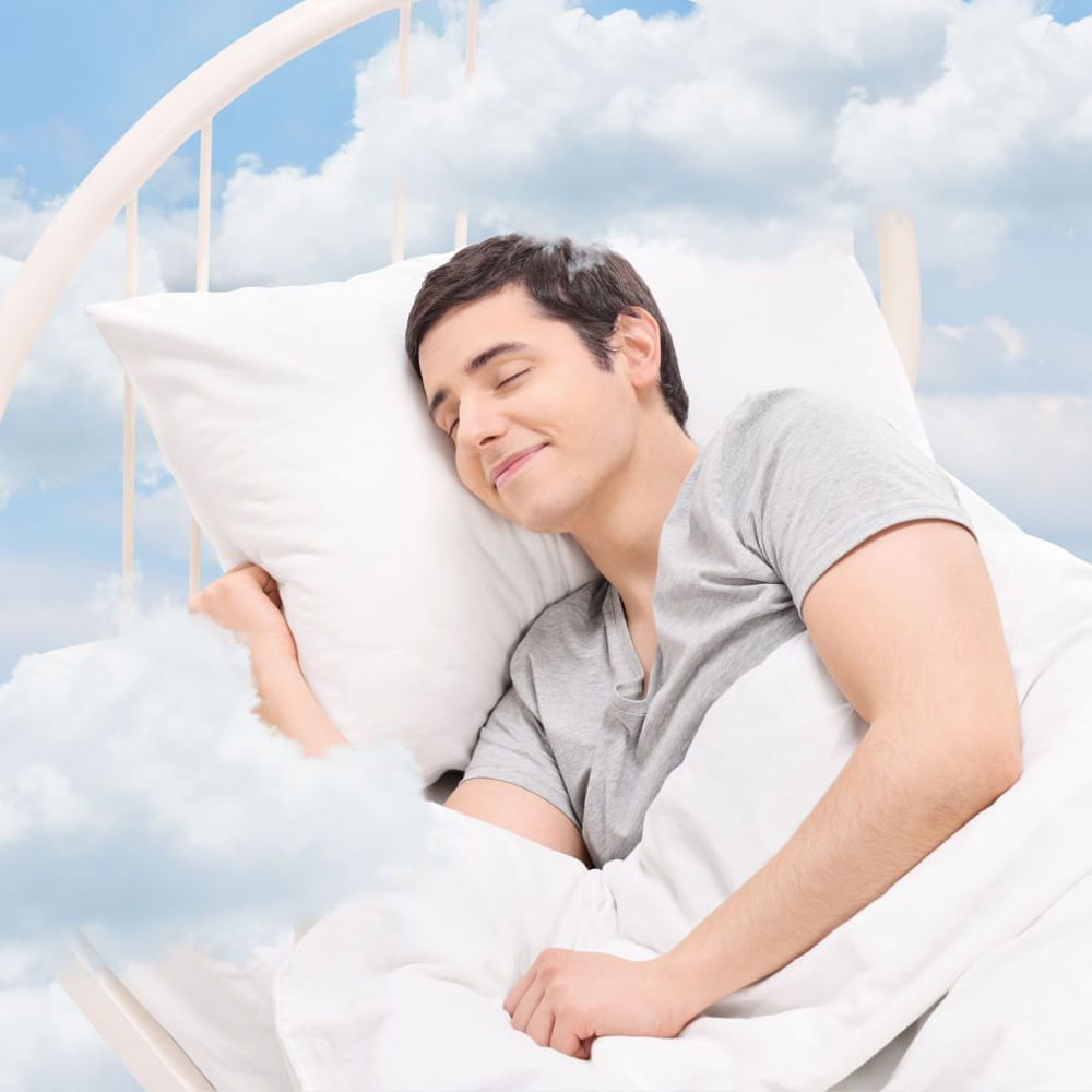 తుఫాన్, హరికేన్ లేదా ఇల్లు కూలిపోతున్నట్లు కలలుగన్నట్లయితే, దురదృష్టం మీపై నీడలా కమ్మేసిందని అర్ధం. జీవితంలో చాలా పెద్ద హాని కలుగుతుందని అర్ధం.