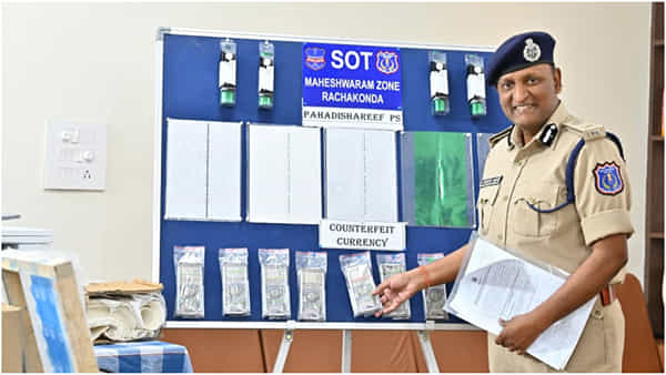 Hyderabad: గ్రాఫిక్ డిజైనర్ దొంగ తెలివితేటలు.. రెడ్ హ్యాండ్గా దొరికిపోయాడు..!