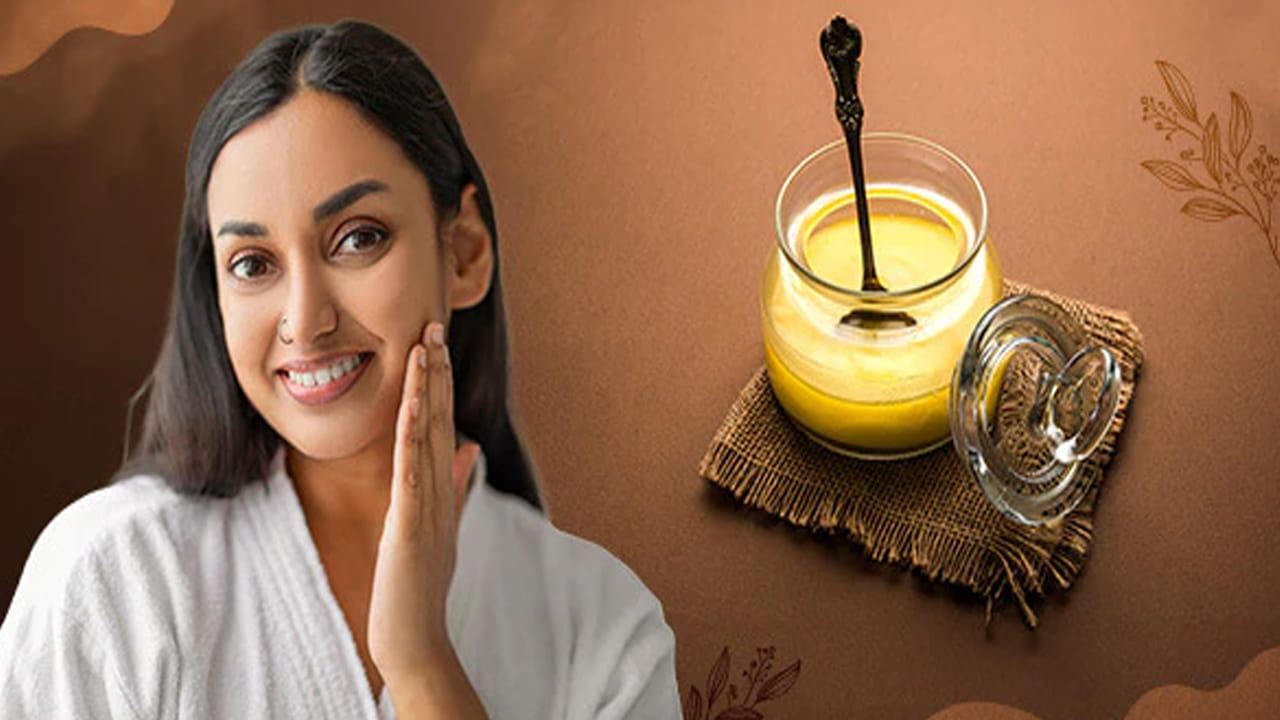 నెయ్యిలో కొవ్వులో కరిగే విటమిన్లు అయిన విటమిన్ ఎ, ఇ ఉంటాయి. ఇవి కంటిచూపు, చర్మ సౌందర్యం, గుండె ఆరోగ్యాన్ని కాపాడటంలో సహాయపడతాయి. అనేక పోషకాలు నెయ్యిలో ఉన్నాయి. ఇవి ఆరోగ్యకరమైన జీర్ణక్రియను నిర్వహించడానికి సహాయపడతాయి. చలికాలంలో నెయ్యి తినడం వల్ల జీర్ణవ్యవస్థ బలపడుతుంది. నెయ్యిలో యాంటీ ఇంఫ్లమేటరీ లక్షణాలు ఉంటాయి. ఇవి బాడీలో వివిధ రకాల మంట, వాపు సమస్యలను నివారించడంలో సహాయపడుతుంది.