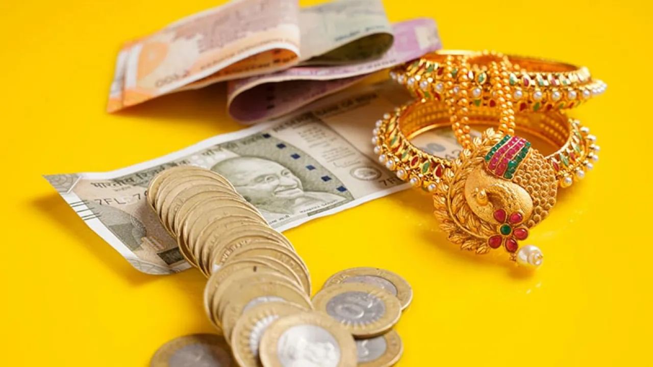 Gold Loans: బంగారు రుణాలపై ఆకర్షణీయ వడ్డీ రేట్లు.. ఏయే బ్యాంకులో ఎంతంటే?