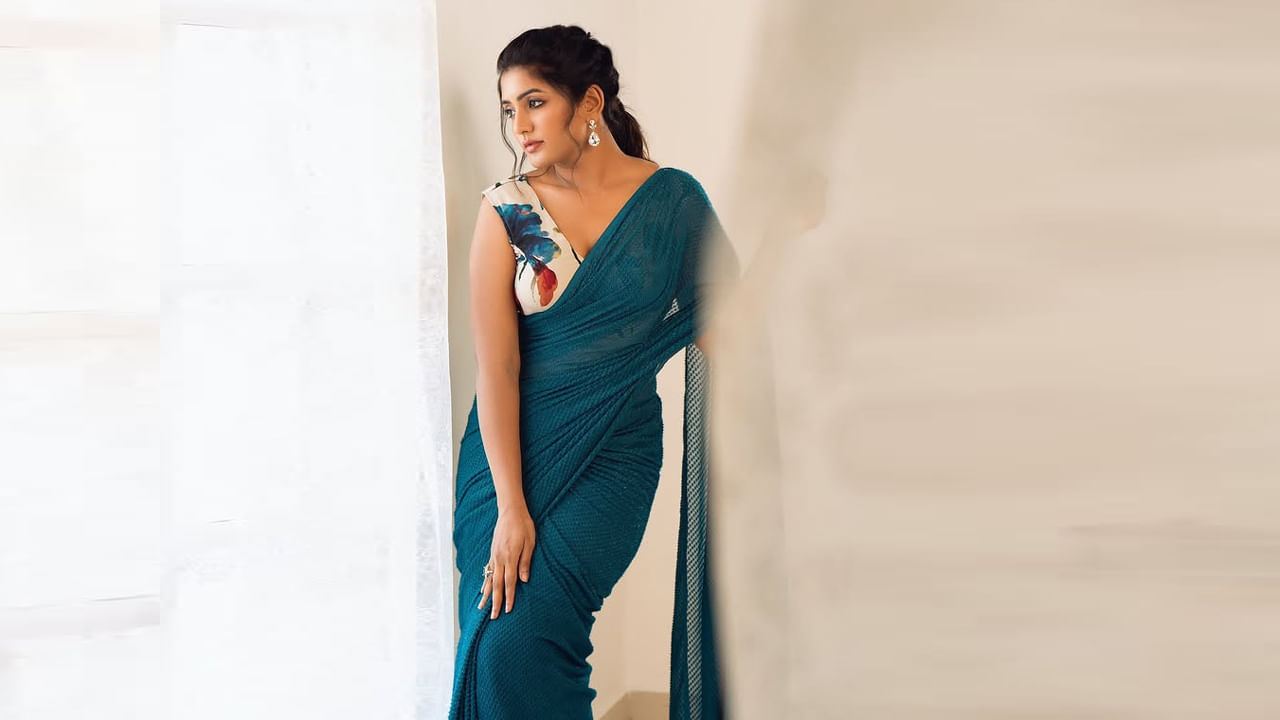 మాయా మాల్, దర్శకుడు, ఆ, బ్రాండ్ బాబు వంటి చిత్రాల్లో నటించింది ఈ వయ్యారి. ఆ తర్వాత సెకండ్ హీరోయిన్ గా హీరోయిన్ గా సినిమాలు చేసింది. తర్వాత జూనియర్ ఎన్టీఆర్ హీరోగా వచ్చిన అరవింద సామెత వీర రాఘవ నుంచి సెకండ్ హీరోయిన్ గా మారింది ఈ వయ్యారి.