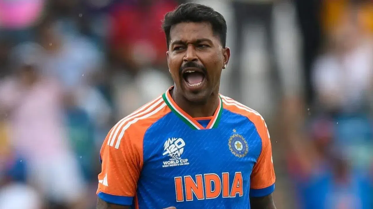 Hardik Pandya: ఇదెక్కడి టెస్ట్ ఇన్నింగ్స్ మావా! టీమిండియా ఆల్ రౌండర్ ను ఏకిపారేస్తున్న నెటిజన్లు