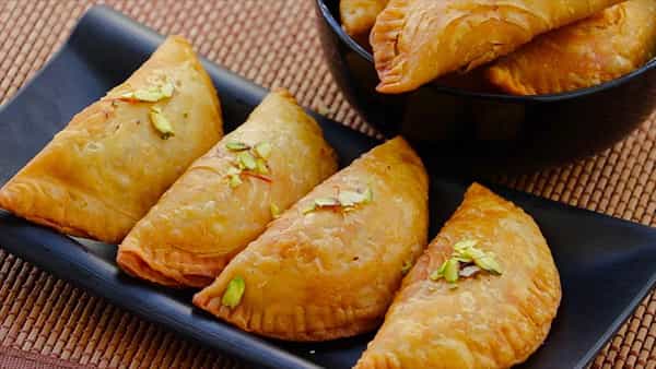 Sankranti Special Kajjikayalu: ఈ పండక్కి కజ్జికాయలు చేస్తే ఈ టిప్స్తో చేయండి.. టేస్ట్ అదుర్స్!