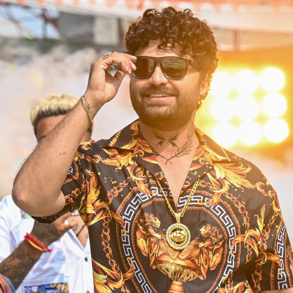 వాలెంటైన్స్ వీక్ మీద మాత్రం చాలా మంది హీరోలు ఆశలు పెట్టుకున్నారు. నితిన్ తమ్ముడు, కిరణ్ అబ్బవరం దిల్‌రుబా, విశ్వక్‌సేన్ లైలా, బ్రహ్మా ఆనందం సినిమాలు ఫిబ్రవరి 14న ప్రేక్షకుల ముందుకు వచ్చేందుకు డేట్స్‌ లాక్ చేశాయి. 
