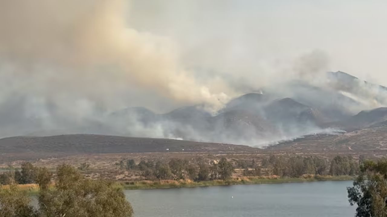 Los Angeles fires: లాస్‌ ఏంజిల్స్‌ కార్చిచ్చు వేళ కరుణించిన వరుణుడు.. అయితే ఇక్కడే మరో ముప్పు