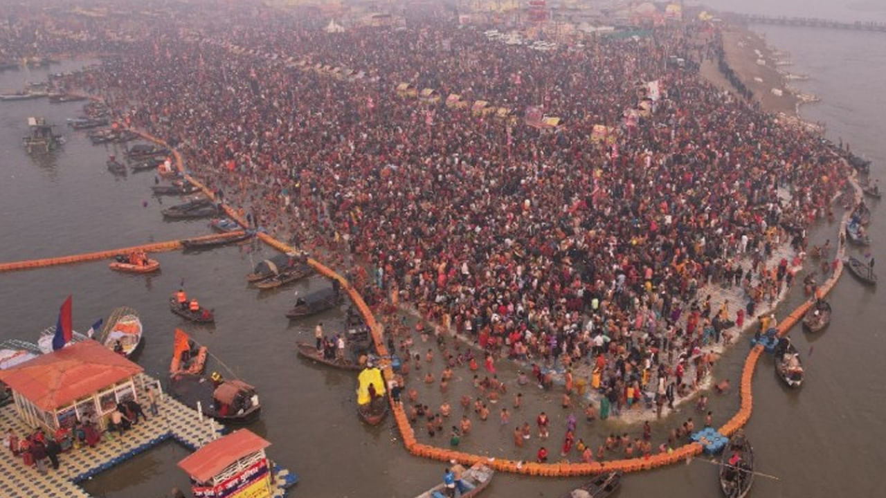 ఈ టూర్ ప్యాకేజీలో ఎకానమీ (SL)లో ప్రయాణించాలంటే ఒక్కొక్కరికి రూ. 24,500, స్టాండర్డ్ (3AC) బుక్ చేసుకువాలంటే ఒక్క వ్యక్తికి రూ. 34,400, అలాగే కంఫర్ట్ (2AC)లో మీ ప్రయాణం కొనసాగించాలంటే ఒక్కొక్కరికి రూ. 42,600గా ధరలను నిర్ణయించడం జరిగింది.