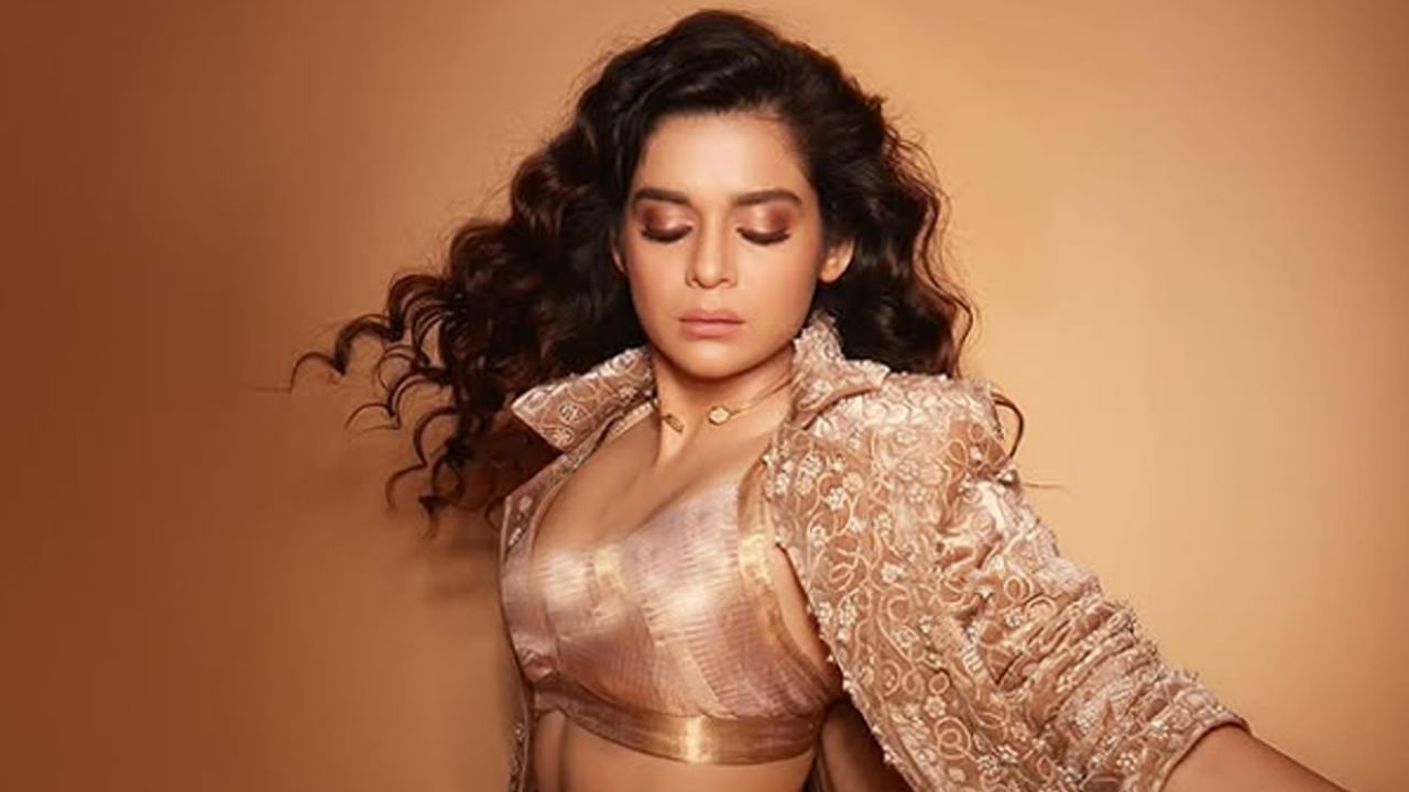 Mithila Palkar: ఈ సొగసరి సోయగం హంసకైన ఉంటుందా.. సిజ్లింగ్ మిథిలా..