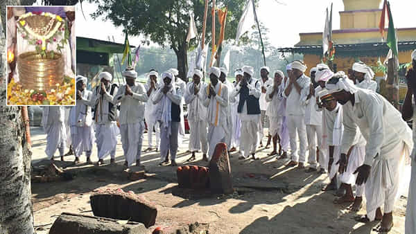 Nagoba Jatara 2025: నాగోరే నాగోబా.. దారులన్నీ కేస్లాపూర్ వైపే.. మహా జాతరకు వేళాయే..