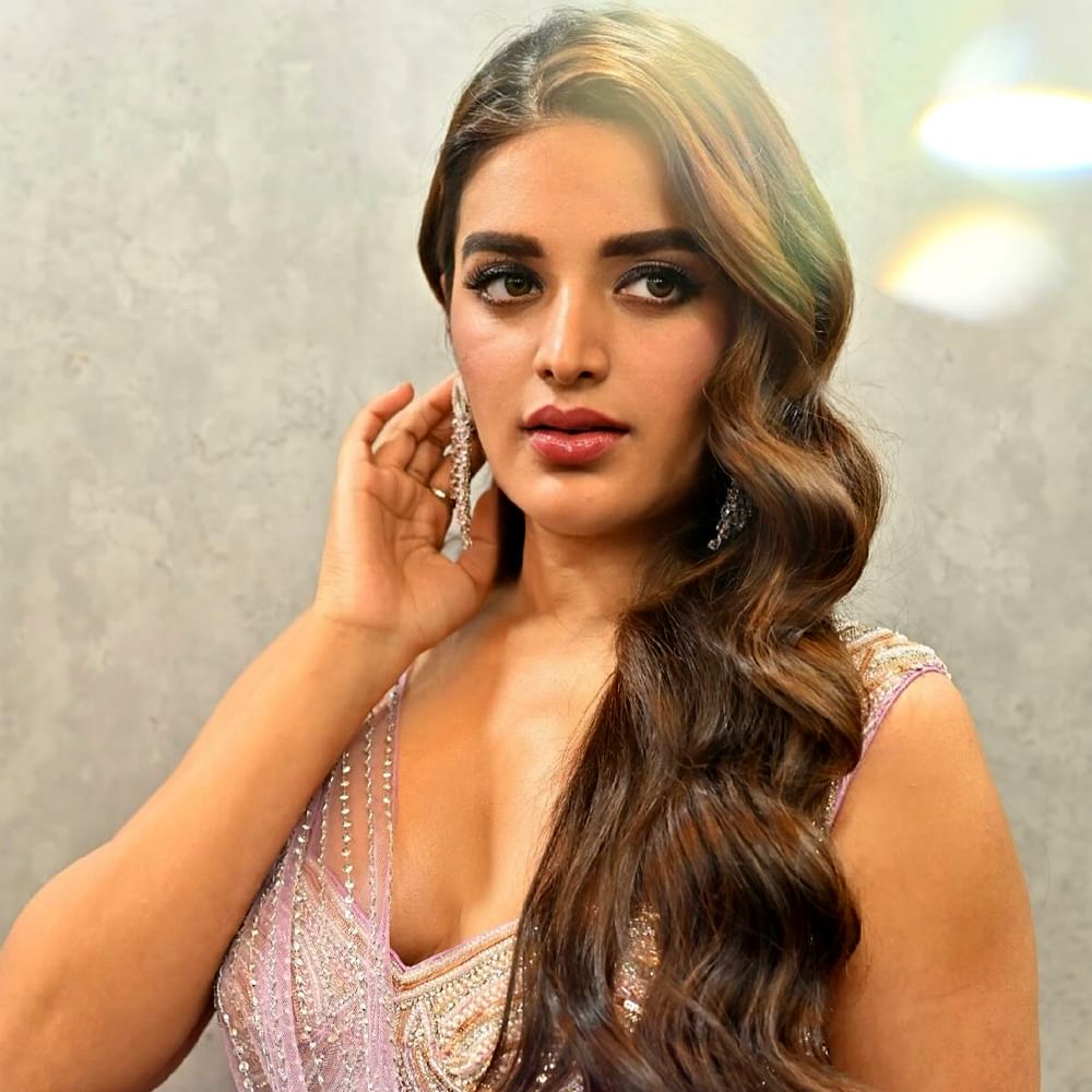 Nidhhi Agerwal: పవన్ కళ్యాణ్, ప్రభాస్ సినిమాల కోసం ఆ బడా సినిమాలన్నీ వదులుకుందా.?