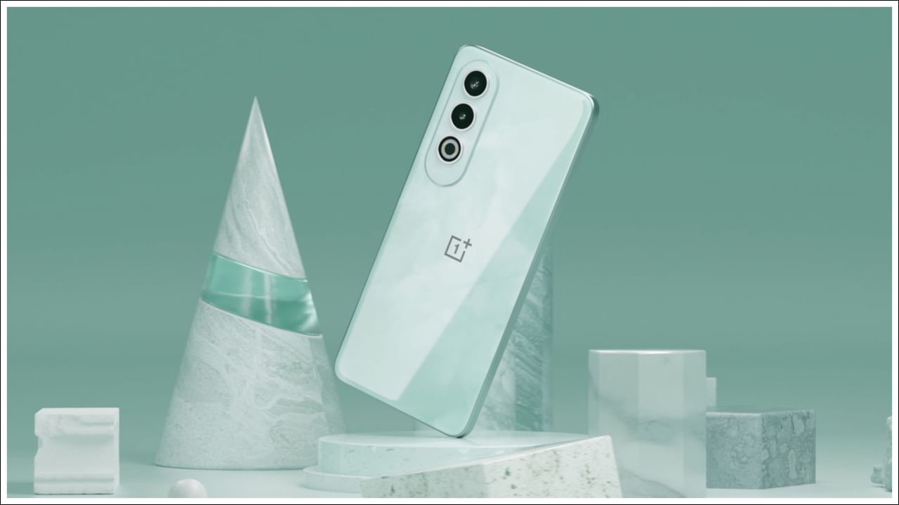 OnePlus Nord CE4 రూ. 25,000 లోపు లభించే అత్యుత్తమ బడ్జెట్ స్మార్ట్‌ఫోన్‌. ఈ స్మార్ట్‌ఫోన్ Qualcomm Snapdragon 7 Gen 3 చిప్‌సెట్‌ని కలిగి ఉంది. స్మార్ట్‌ఫోన్ 6.74-అంగుళాల AMOLED డిస్‌ప్లేను కలిగి ఉంది. 5,000 mAh బ్యాటరీ ఉంటుంది.