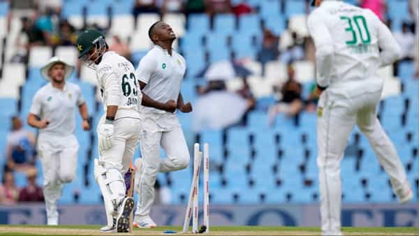 Pakistan: కొత్త సంవత్సరంలో పాక్కు దెబ్బ మీద దెబ్బ.. షాక్ ఇచ్చిన ఐసీసీ
